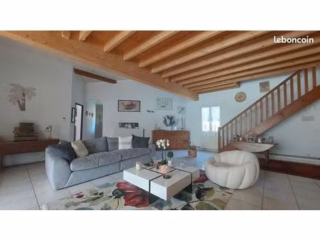 maison 8 pièces 200 m²