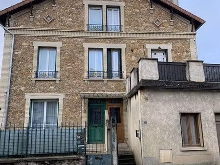 appartement 4 pièces 90 m²