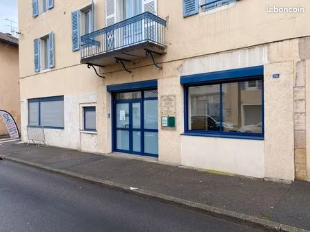 bureaux professionnels à louer à macon  quartier dynamique  proche saône