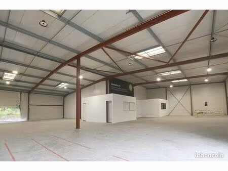 local 300 m² eysines