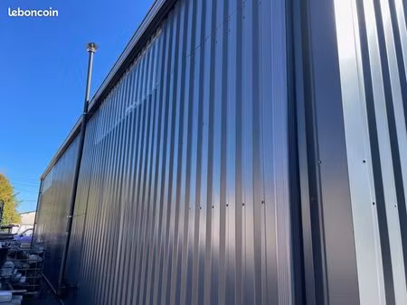 local industriel 300 m²