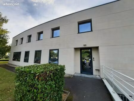 bureaux 423 m²