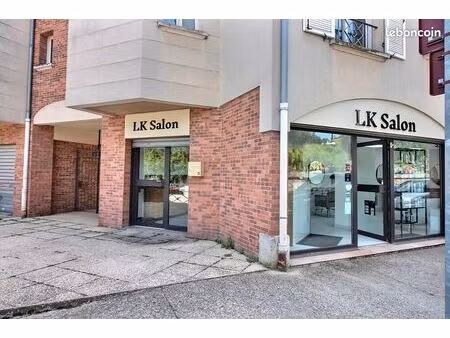 local commercial 58 m²