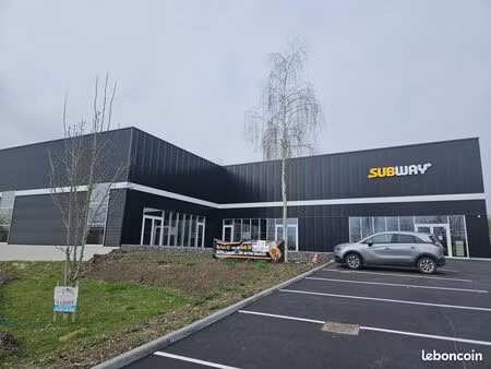 local commercial 100 m² saint-georges-des-coteaux