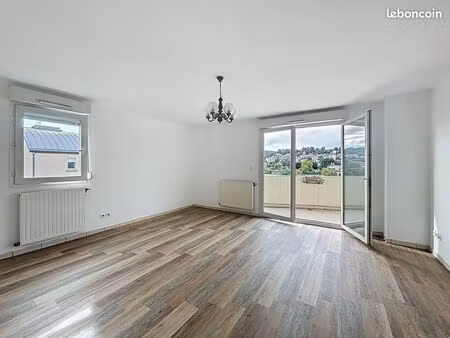 appartement 3 pièces 68 m²