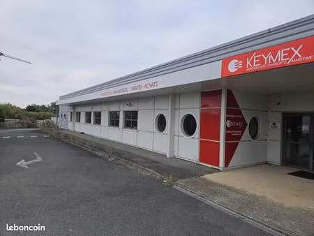 local 800 m² breuil-magné