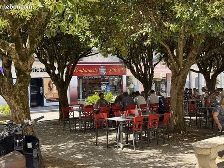 local commercial 200 m² saint-jean-d'angély