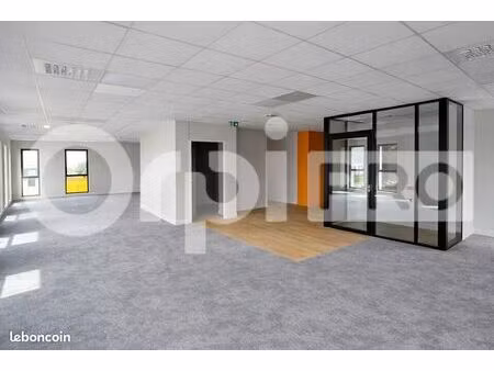 bureau 439 m²