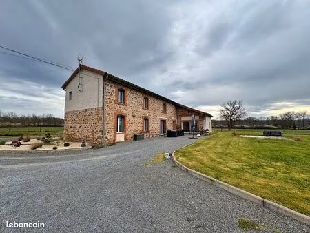 propriété 9 pièces 250 m²