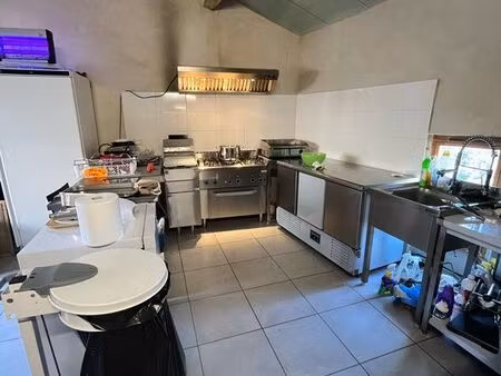 epicerie multiples services