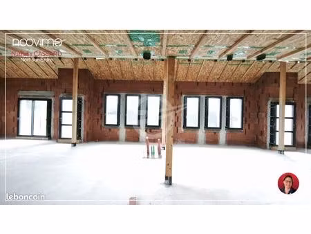 local 152 m² nort-sur-erdre