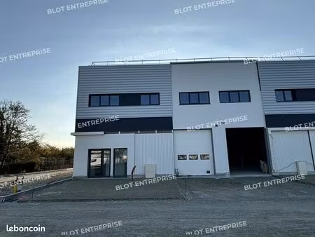 local d'activité 257 m²