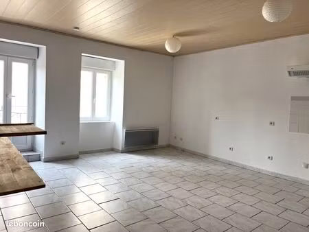 appartement 3 pièces 46 m²