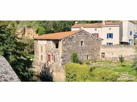 maison 6 pièces 101 m²