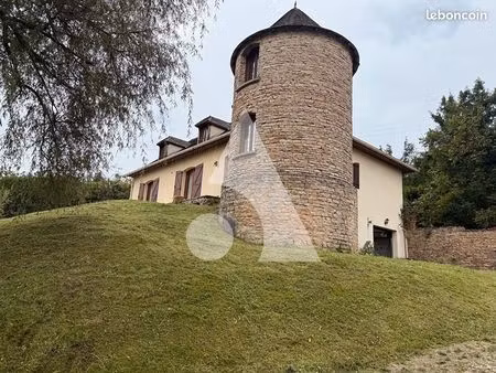 pavillon 7 pièces 222 m²