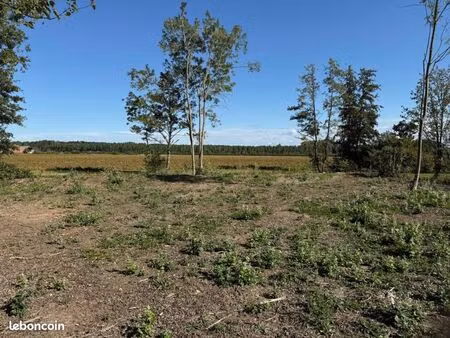 terrain aix en pevele