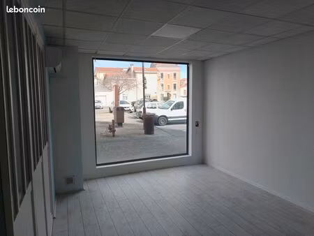 local libre /profession libérale /bureau /commerce