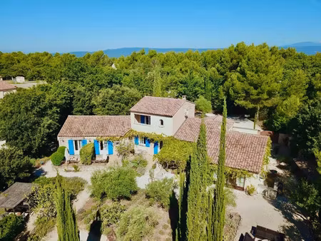 maison 10 pièces 237 m² à vendre / acheter lacoste 84480 ? | era immobilier