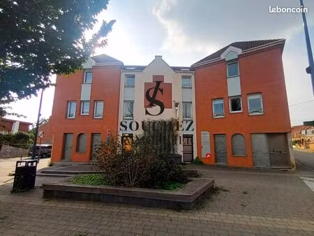 local d'activité 105 m²