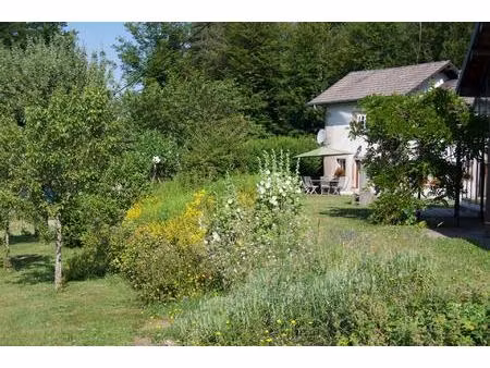 ferme de caractère avec maison d’hôtes et écurie ouverte dans un endroit naturel...
