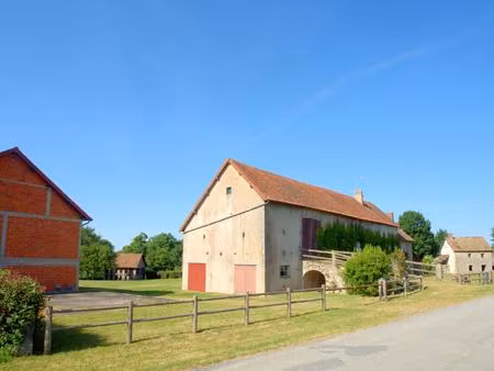 maison de caractère sud creuse  aux portes de l'auvergne