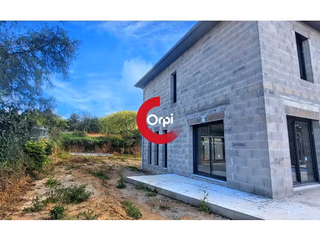 maison pont-évêque 130 m² t-5 à vendre  285 000 €