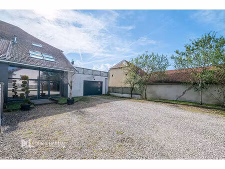 appartement bannans 5 pièce(s) 194.19 m2