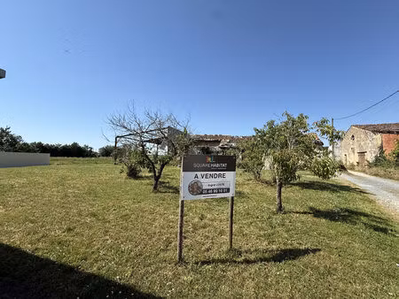 vaste parcelle constructible - 3 lots possibles
