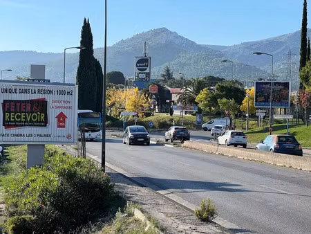 a louer local commercial 285 m2 marseille la valentine