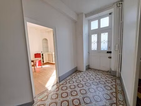 maison - appartement de charme  en hyper centre  au calme  avec terrasse