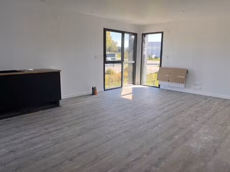 bureau neuf - 56m² - st ave