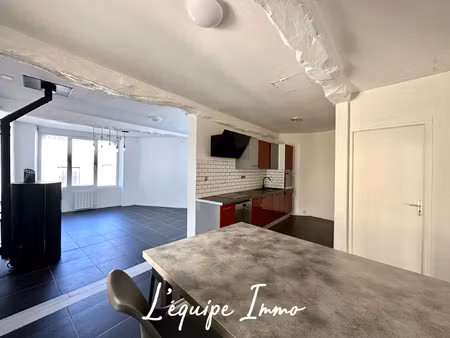 maison de ville rénovée t3 + bureau meublée