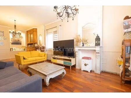 maison de ville de 204 m² à perenchies