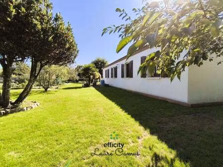 vente maison à nesmy (85310) : à vendre / 122m² nesmy