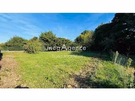 vente terrain à l'île-d'yeu (85350) : à vendre / 404m² l'île-d'yeu