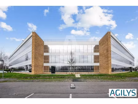 a louer : bureaux au coeur du plateau de saclay - quartier du moulon