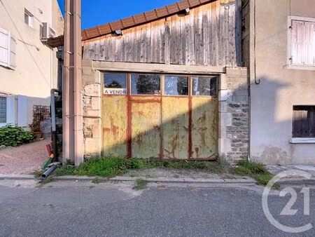 achat parking bellenaves 03330