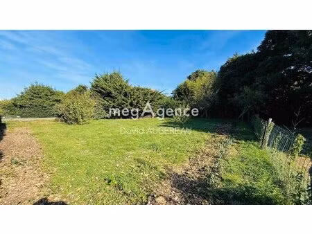 en vente terrain constructible 4 04 ares – 192 000 € |l'île-d'yeu