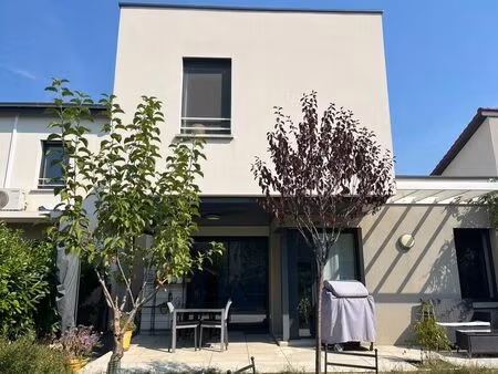 vente maison 4 pièces 84 m² tournon-sur-rhône (07300)