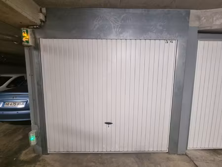 achat parking sollies pont 83210