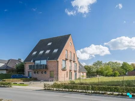 gelijkvloers appartement met één slaapkamer in het hart van merelbeke