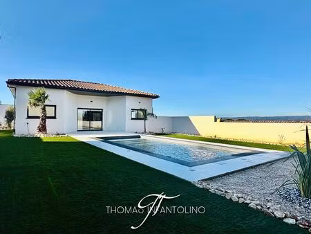 villa d'architecte 175 m2 - piscine - vue montagne noire - garage