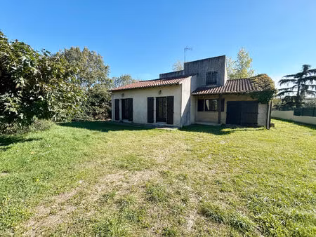 vente maison 5 pièces  100.00m²  daux