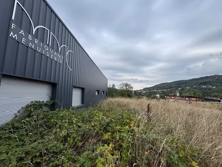 en vente local commercial 1 221 m² – 780 000 € |rettel