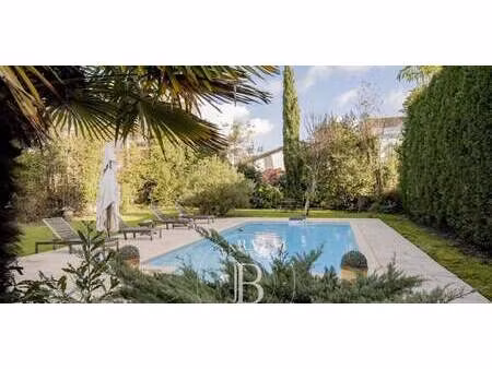 maison avec piscine et terrasse bordeaux (33)