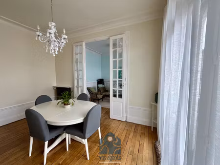 appartement 4 pièces avec balcon et cave