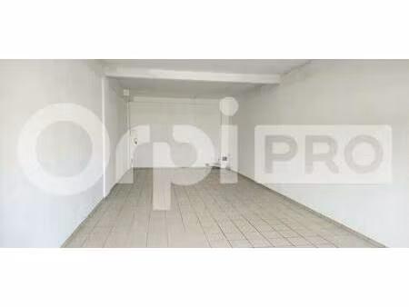 local commercial à louer