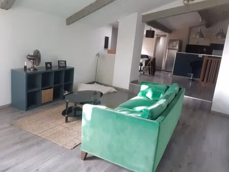vente appartement 3 pièces 79m2 hyères 83400 - 179000 € - surface privée