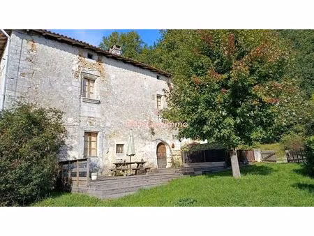maison de caractère -ancien relais de chasse du xviie siècle.