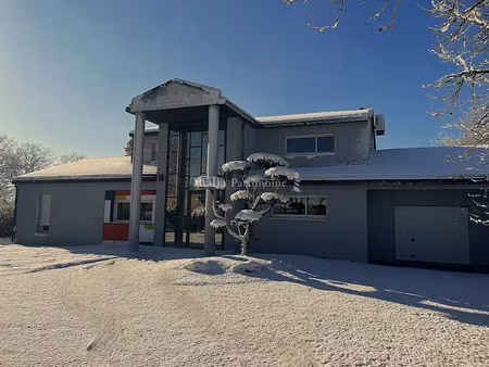 vente villa 8 pièces 391 m² à legé (44650)  670 000 €